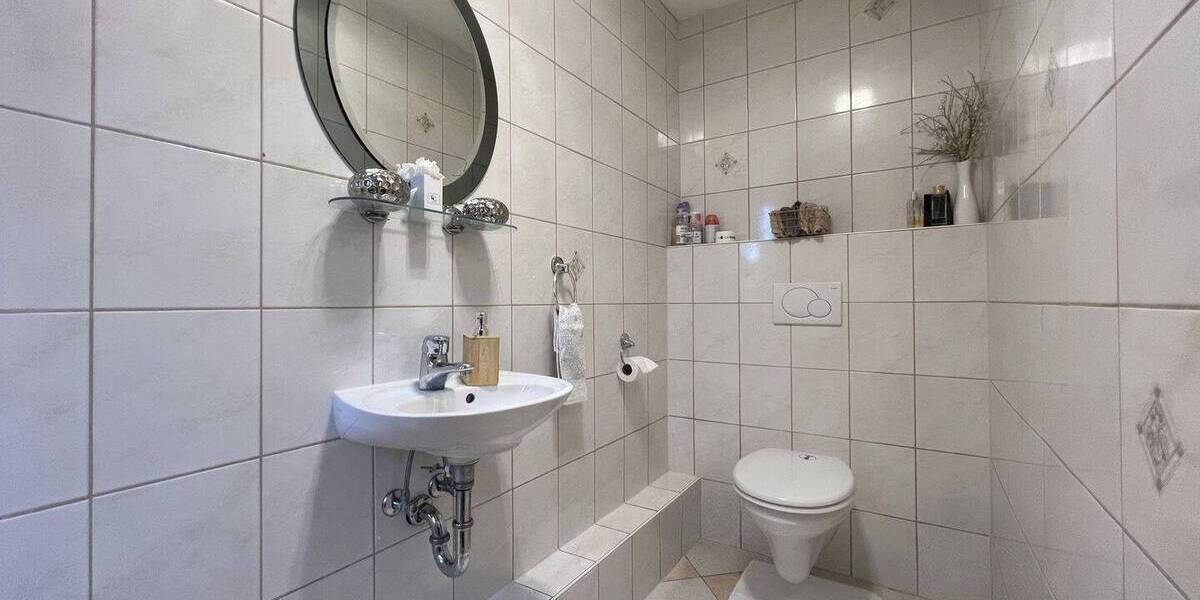 Einfamilienhaus Bruchsal Helmsheim - 7 Zimmer, 153 m&sup2;, 599.000&euro; | Angebot:25745787