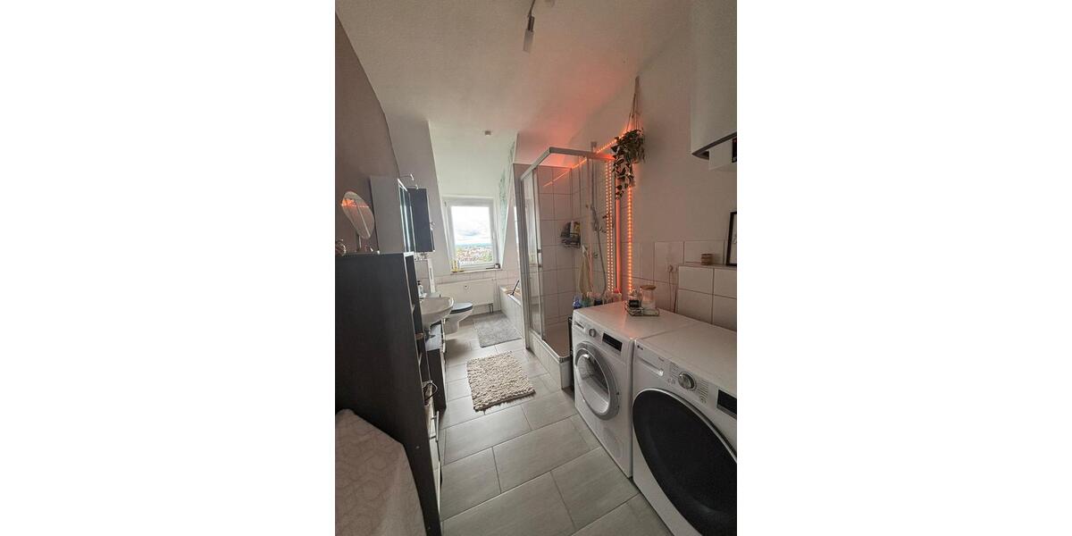 Dachgeschoßwohnung Bruchsal - 2 Zimmer, 67 m&sup2;, 620&euro; | Angebot:25794081