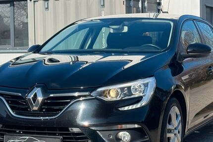 Renault Megane 111.767 km 7.990 &euro; Zuzenhausen 74939