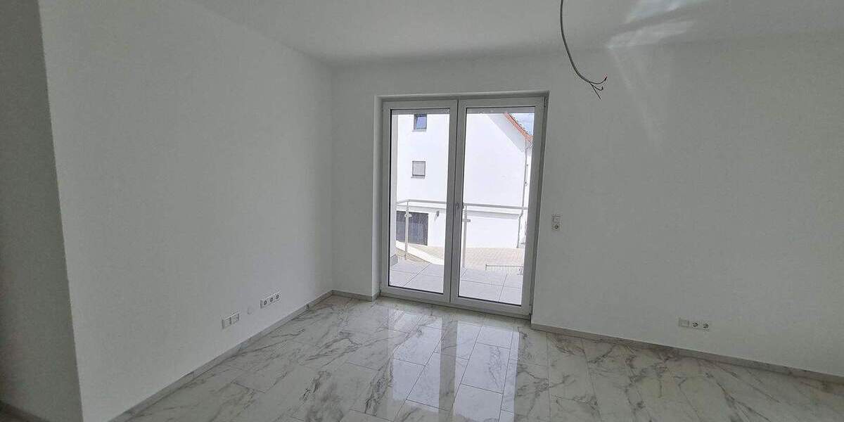 Etagenwohnung Bad Wimpfen - 2 Zimmer, 67 m&sup2;, 1.065&euro; | Angebot:25915737