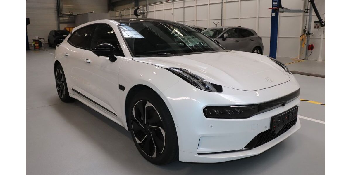 ZEEKR Andere 3.800 km 47.999 &euro; Markgröningen 71706