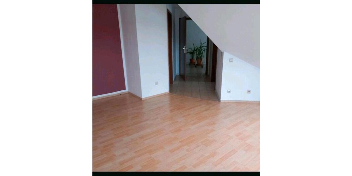 Dachgeschoßwohnung Niefern-Öschelbronn Öschelbronn - 1 Zimmer, 980&euro; | Angebot:23593600