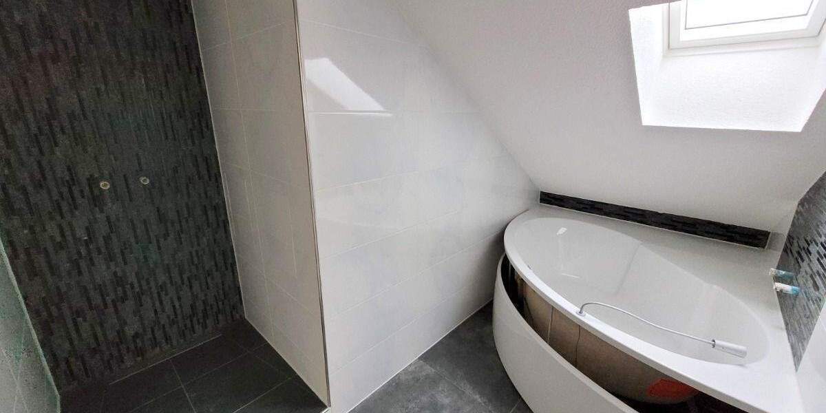 Einfamilienhaus Treschklingen Treschklingen - 9 Zimmer, 247 m&sup2;, 599.000&euro; | Angebot:25770019