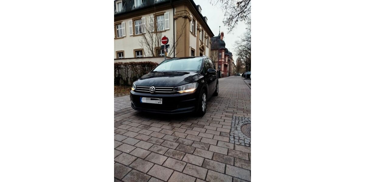 VW Touran 170.000 km 14.899 &euro; Bruchsal 76646