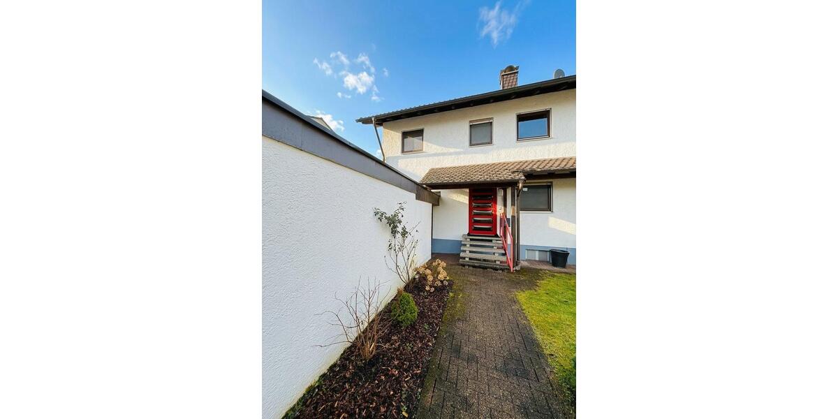 Doppelhaushälfte Gundelsheim - 4.5 Zimmer, 124 m&sup2;, 449.000&euro; | Angebot:26040105