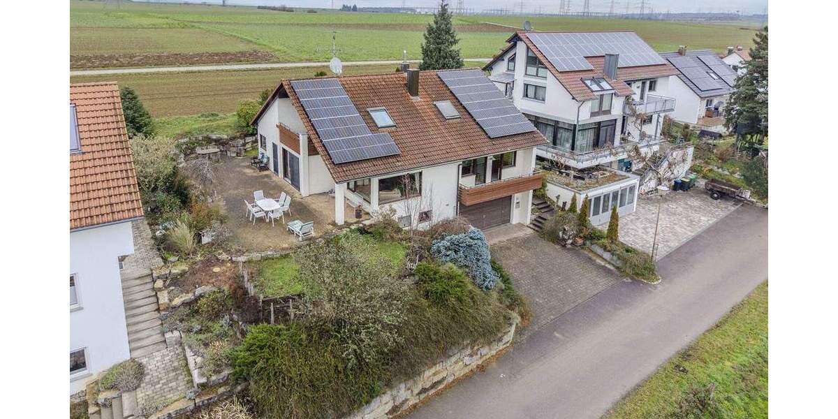 Einfamilienhaus Markgröningen / Schönbühlhof Schönbühlhof - 7 Zimmer, 227 m&sup2;, 749.000&euro; | Angebot:25704161