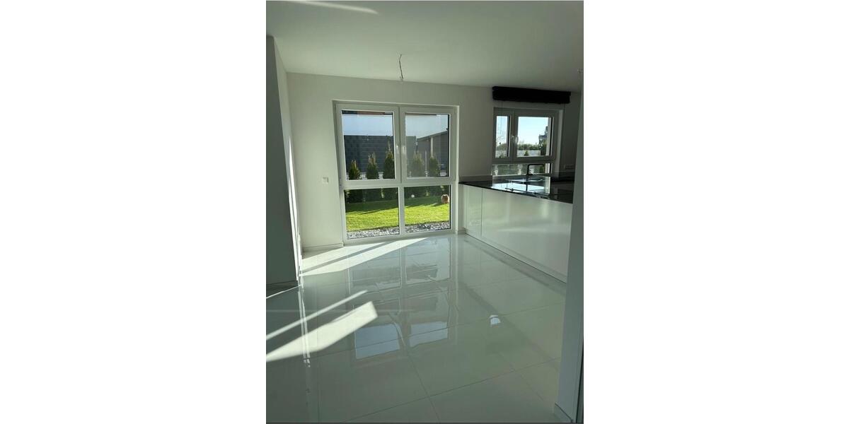 Erdgeschoßwohnung Bönnigheim - 3 Zimmer, 90 m&sup2;, 1.500&euro; | Angebot:25851441