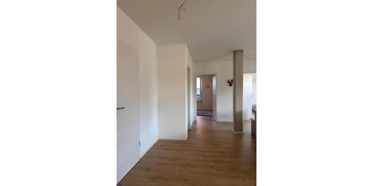 Erdgeschoßwohnung Güglingen - 3.5 Zimmer, 75 m&sup2;, 1.190&euro; | Angebot:25537847