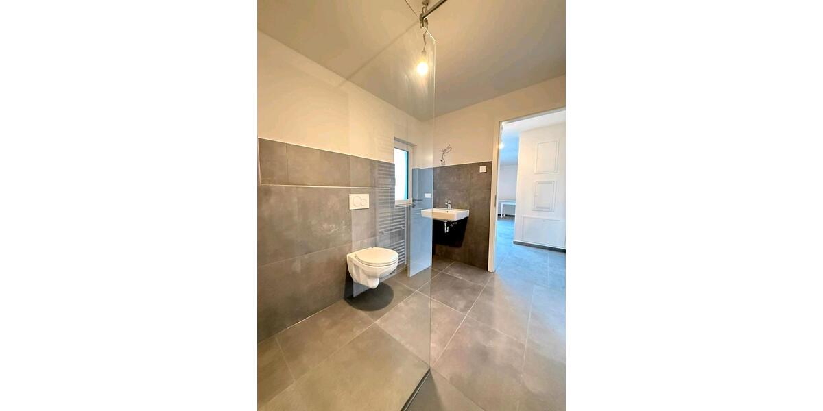 Etagenwohnung Östringen - 3 Zimmer, 75 m&sup2;, 1.200&euro; | Angebot:25281309