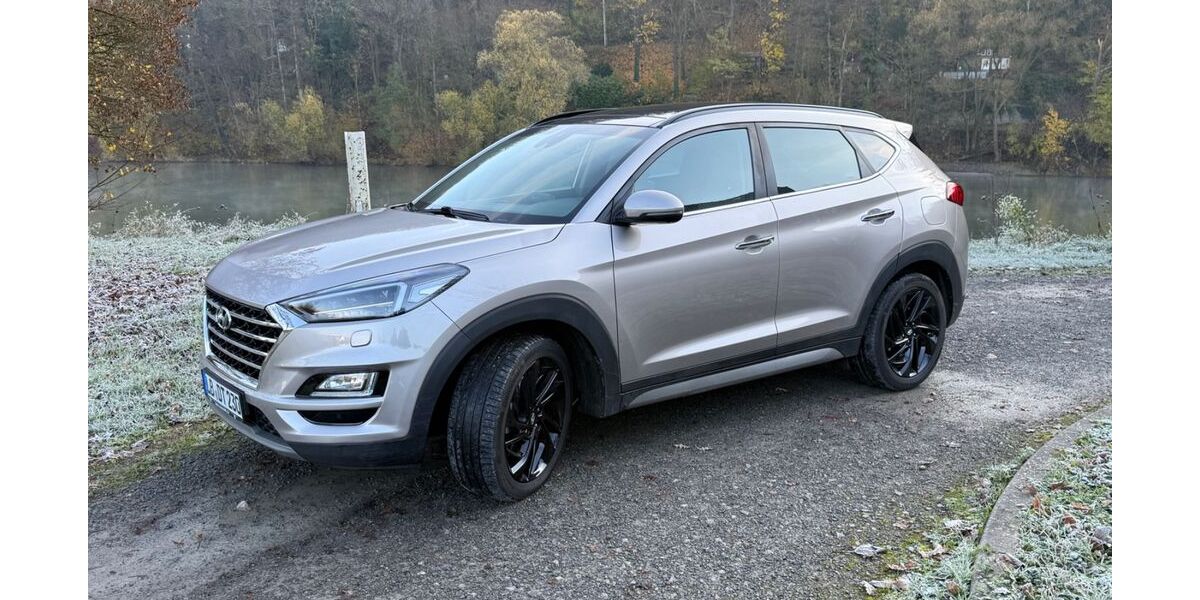 Hyundai TUCSON 114.850 km 18.490 &euro; Mundelsheim 74395