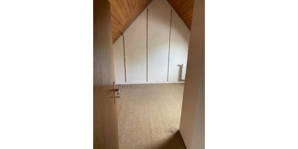 Etagenwohnung Heilbronn Böckingen - 1 Zimmer, 100 m&sup2;, 1.320&euro; | Angebot:24757313