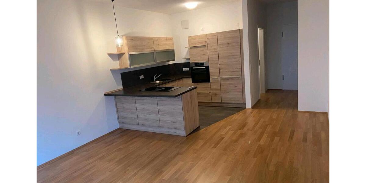 Erdgeschoßwohnung Sinsheim - 3 Zimmer, 95 m&sup2;, 1.550&euro; | Angebot:25907994