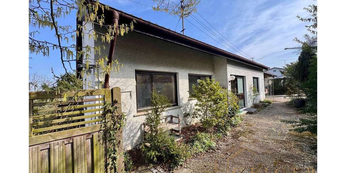 Einfamilienhaus Besigheim - 8 Zimmer, 220 m&sup2;, 758.000&euro; | Angebot:25968361