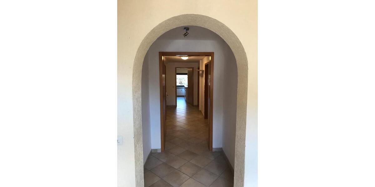 Dachgeschoßwohnung Mosbach - 3 Zimmer, 70 m&sup2;, 850&euro; | Angebot:25953923