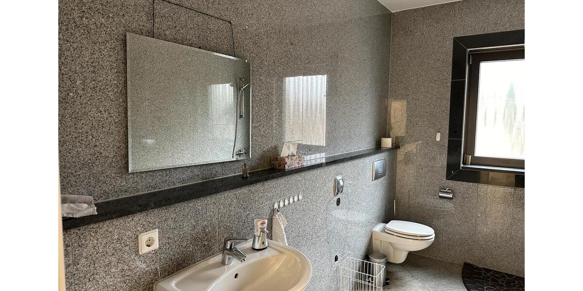 Gewerbeobjekt Massenbachhausen - 1.200&euro; | Angebot:14407408