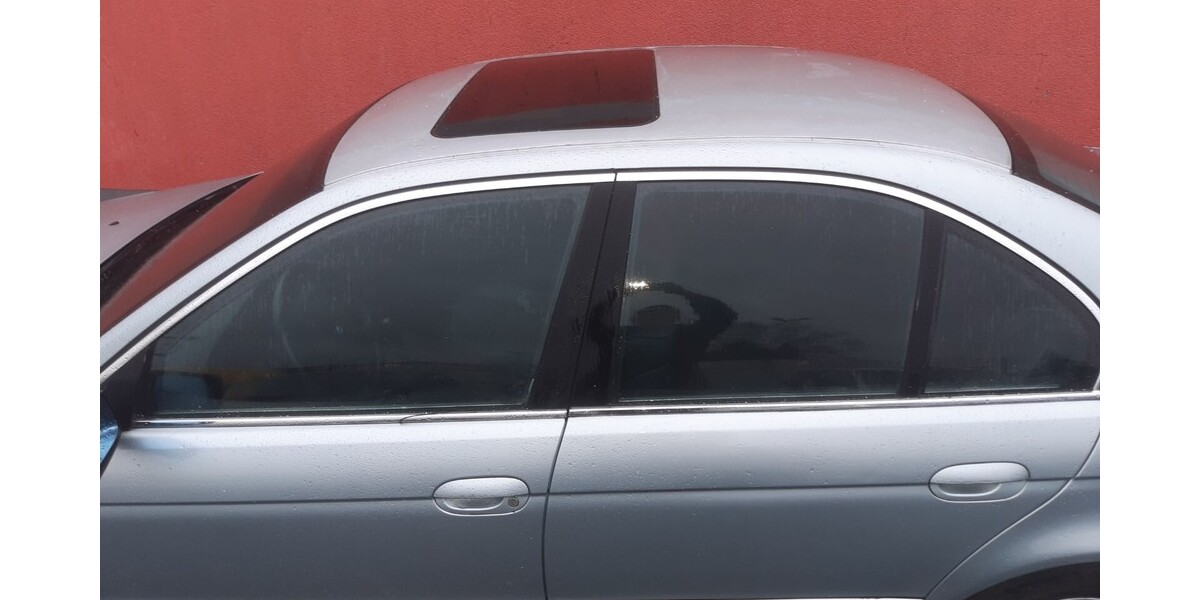 BMW 523i 307.000 km 1.990 &euro; Forst 76694