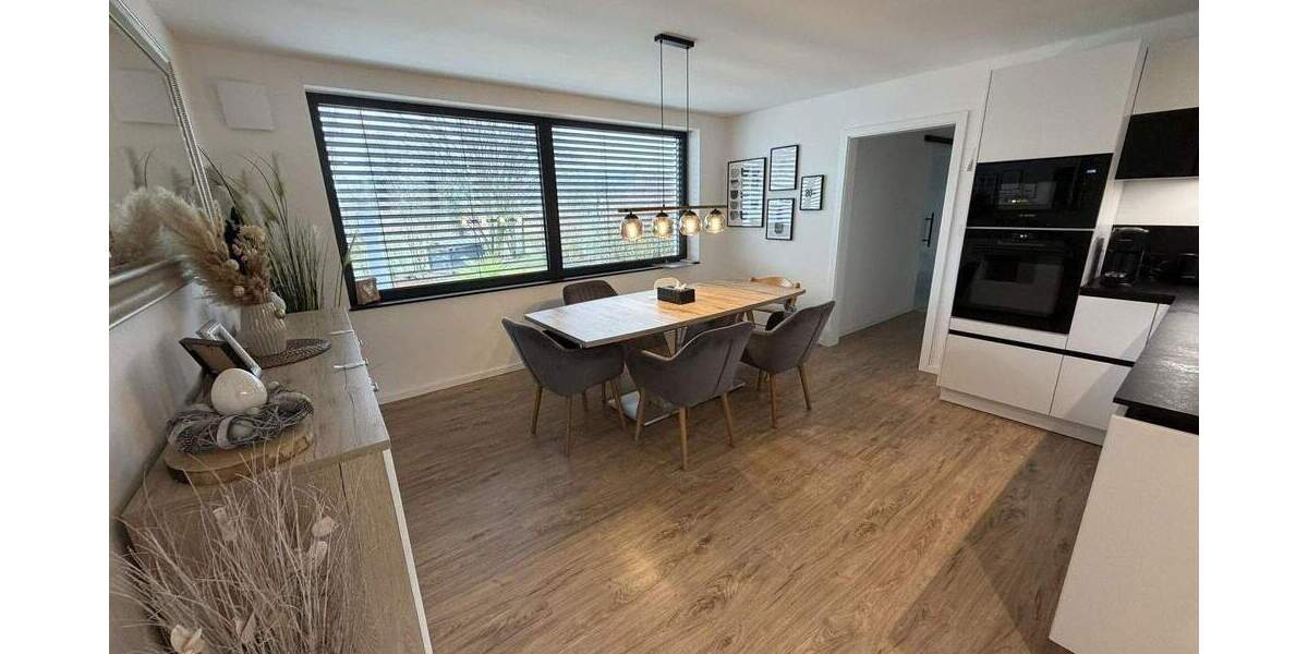 Einfamilienhaus Ilsfeld - 9 Zimmer, 306 m&sup2;, 1.790.000&euro; | Angebot:25654308