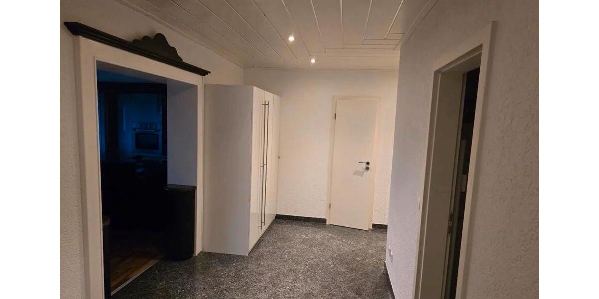 Etagenwohnung Wiesloch - 3.5 Zimmer, 90 m&sup2;, 245.000&euro; | Angebot:25756256