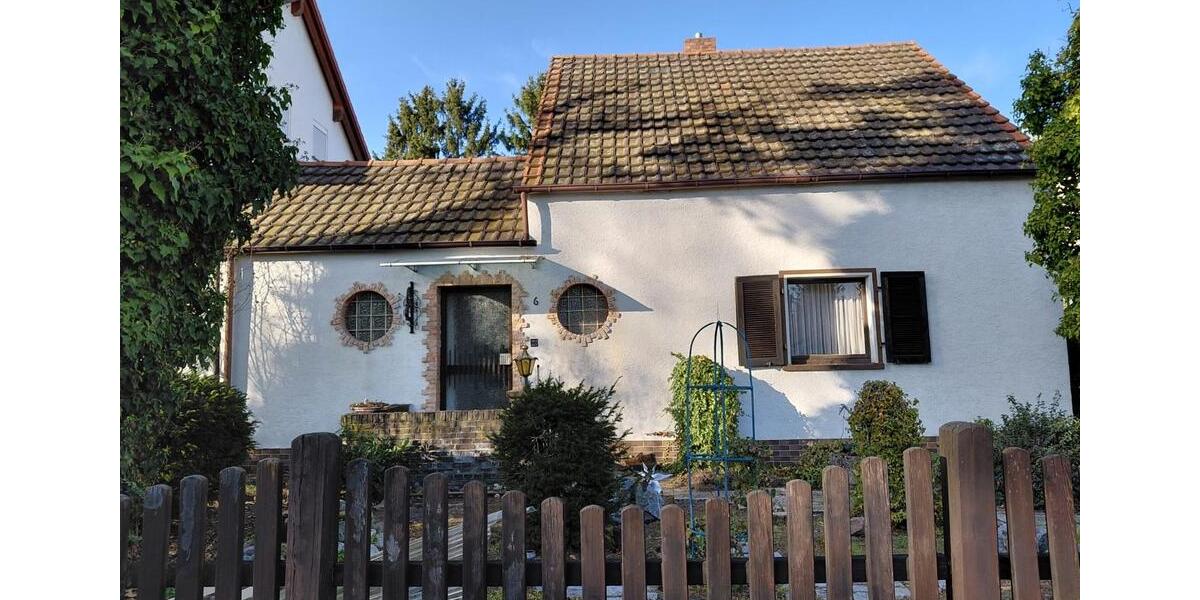 Einfamilienhaus Knittlingen - 6 Zimmer, 150 m&sup2;, 420.000&euro; | Angebot:25972197