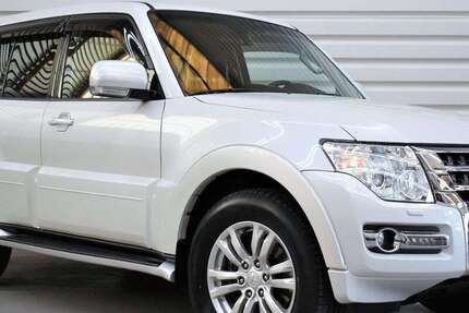 Mitsubishi Pajero 82.000 km 34.890 &euro; Forst 76694