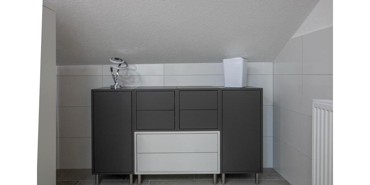 Dachgeschoßwohnung Illingen - 2 Zimmer, 50 m&sup2;, 995&euro; | Angebot:25272107