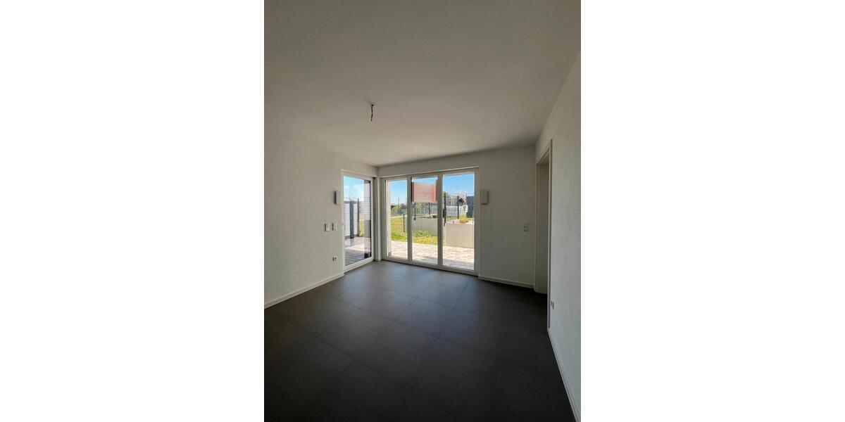 Erdgeschoßwohnung Eppingen - 3 Zimmer, 74 m&sup2;, 359.900&euro; | Angebot:26606970