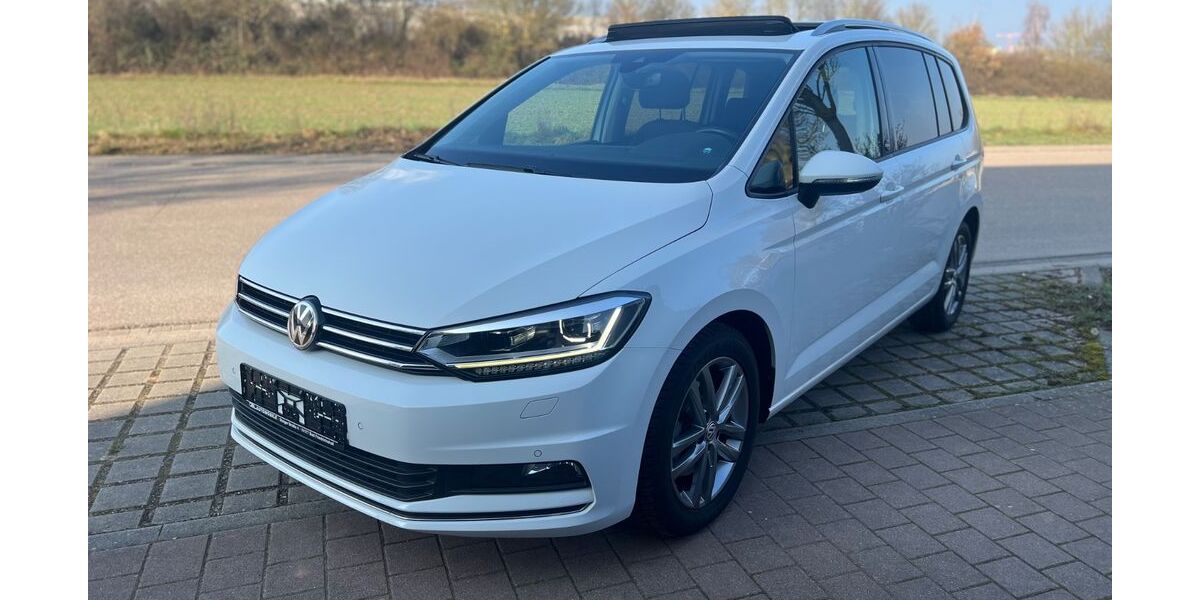 VW Touran 100.000 km 18.890 &euro; Bad-Friedrichshall 74177
