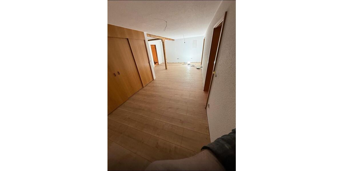 Etagenwohnung Ötisheim - 4 Zimmer, 90 m&sup2;, 1.080&euro; | Angebot:24873254