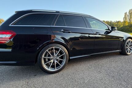 Mercedes-Benz E 63 AMG 195.000 km 22.000 &euro; Mühlacker 75417