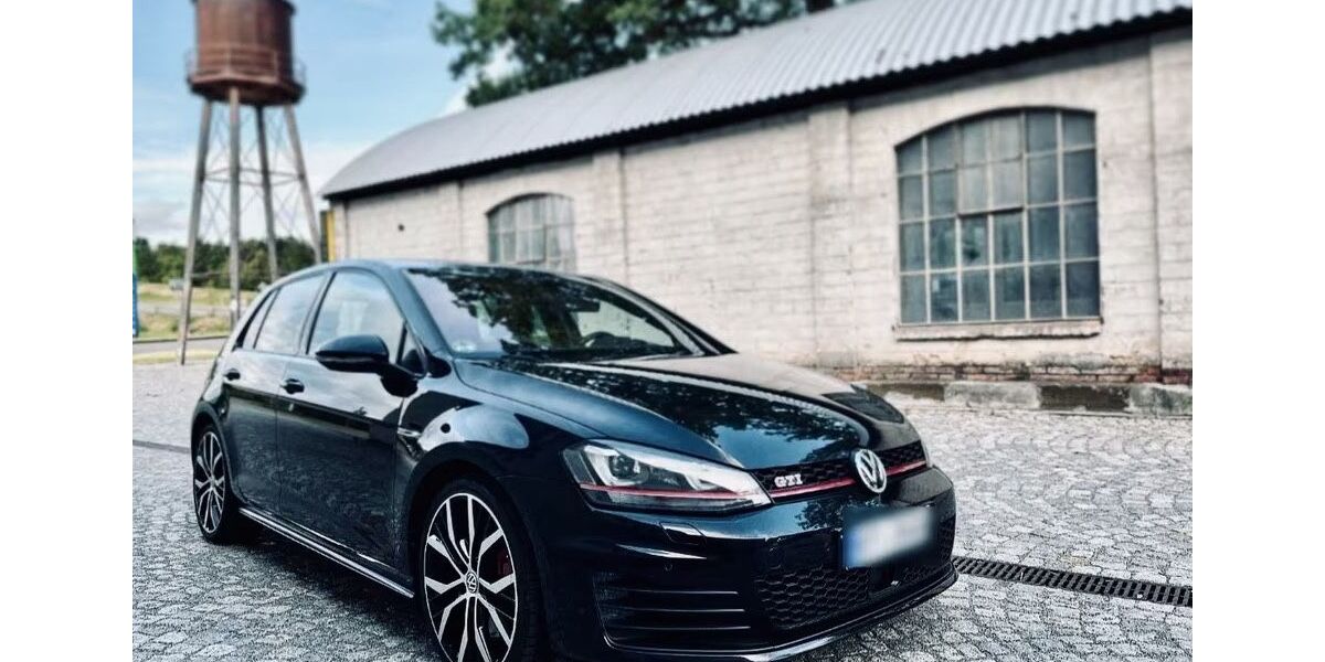 VW Golf 82.000 km 19.500 &euro; Bietigheim-Bissingen 74321