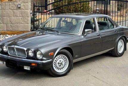Jaguar XJ12 55.200 km 29.900 &euro; Karlsdorf 76689