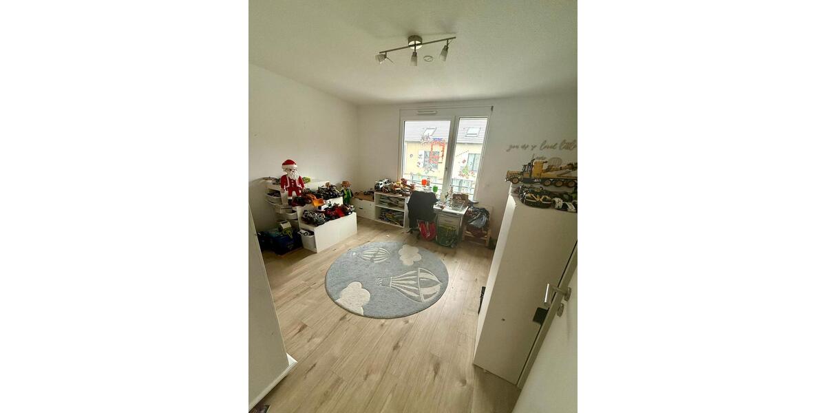 Reihenhaus Sinsheim - 5 Zimmer, 145 m&sup2;, 1.800&euro; | Angebot:23808594