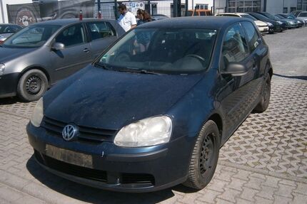 VW Golf 221.000 km 990 &euro; Eppingen 75031