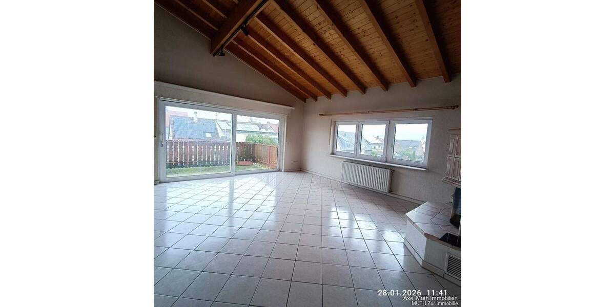 Doppelhaushälfte Sulzfeld - 5 Zimmer, 152 m&sup2;, 275.500&euro; | Angebot:25725586