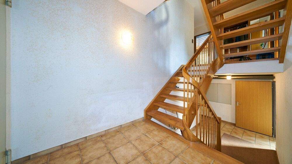 Einfamilienhaus Bönnigheim - 6 Zimmer, 208 m&sup2;, 795.000&euro; | Angebot:25697233