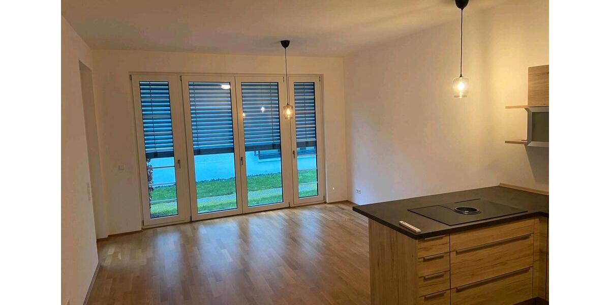 Erdgeschoßwohnung Sinsheim - 3 Zimmer, 95 m&sup2;, 1.550&euro; | Angebot:25907994