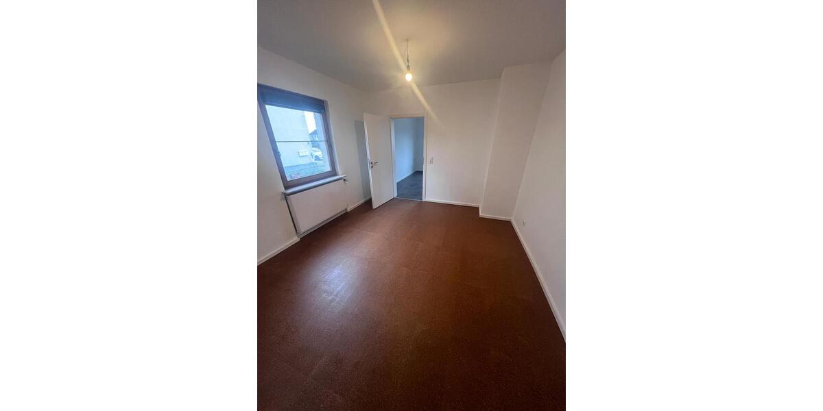 Erdgeschoßwohnung Bad Friedrichshall - 2 Zimmer, 90 m&sup2;, 1.100&euro; | Angebot:25056476