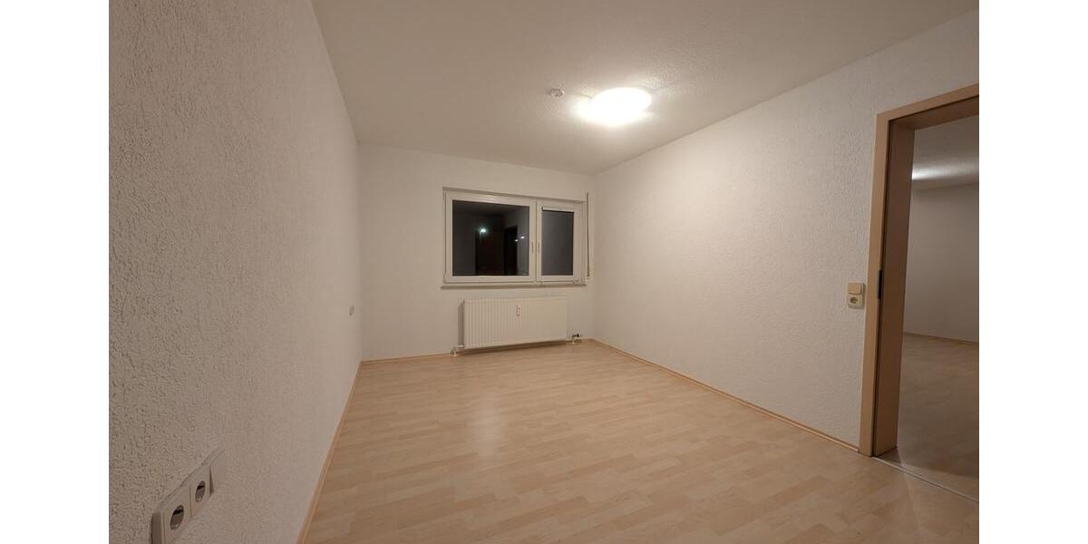 Etagenwohnung Sachsenheim - 2 Zimmer, 53 m&sup2;, 740&euro; | Angebot:25872032