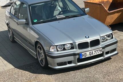 BMW 323 255.600 km 7.900 &euro; Leimen 69181