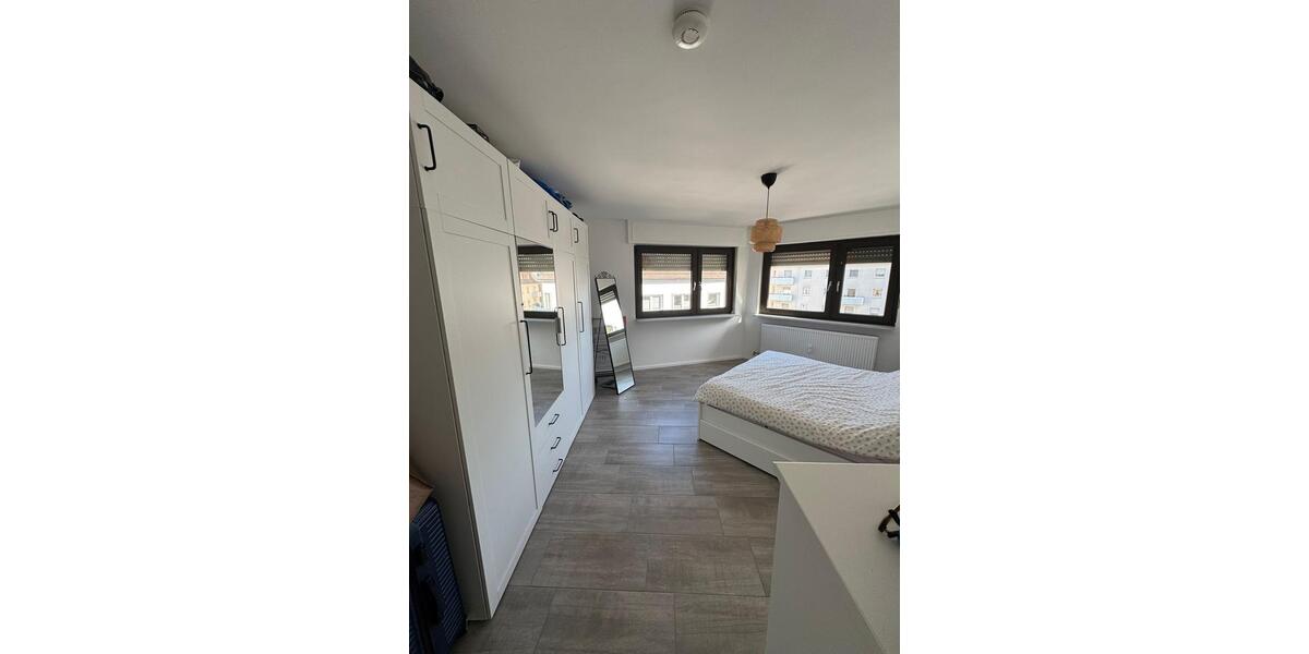 Etagenwohnung Bruchsal - 2 Zimmer, 66 m&sup2;, 900&euro; | Angebot:25282931