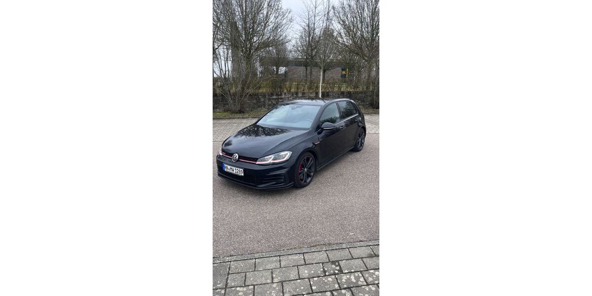 VW Golf 89.000 km 21.000 &euro; Oedheim 74229