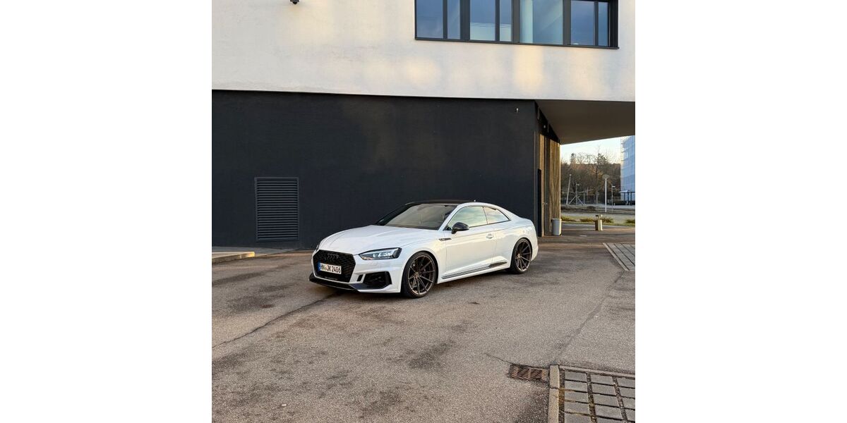 Audi RS5 88.000 km 50.000 &euro; Flein 74223