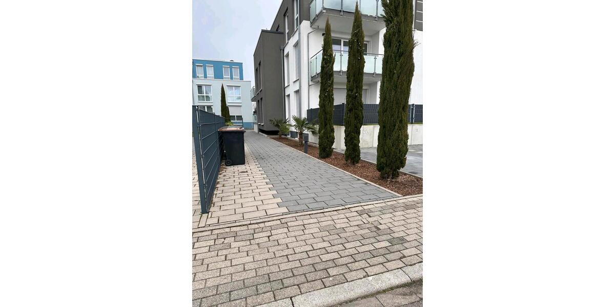 Mehrfamilienhaus, Wohnhaus Karlsdorf-Neuthard Neuthard - 15.5 Zimmer, 651 m&sup2;, 12.345&euro; | Angebot:25937019