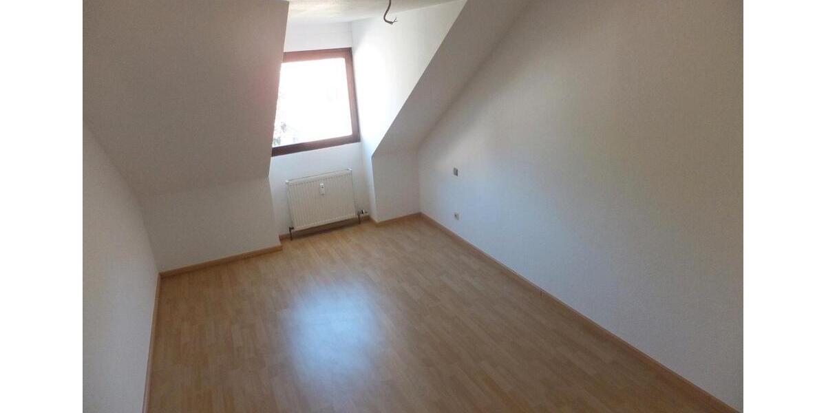 Dachgeschoßwohnung Bad Friedrichshall - 2 Zimmer, 66 m&sup2;, 950&euro; | Angebot:25908026