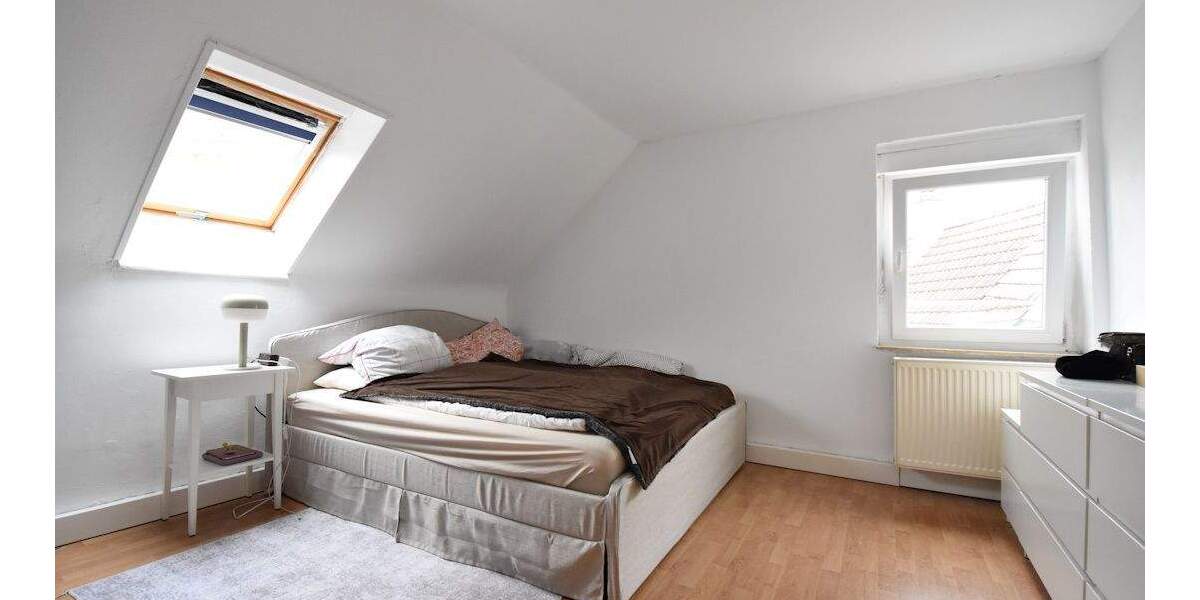 Einfamilienhaus Sinsheim - 9 Zimmer, 202 m&sup2;, 499.000&euro; | Angebot:25775470