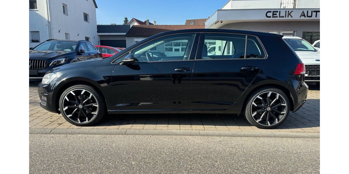 VW Golf VII Trendline BMT 142.000 km 6.990 &euro; Neckarsulm 74172