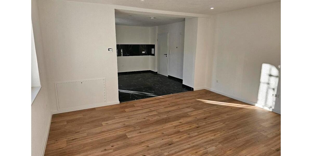 Etagenwohnung Neckarbischofsheim - 3 Zimmer, 75 m&sup2;, 750&euro; | Angebot:25483454
