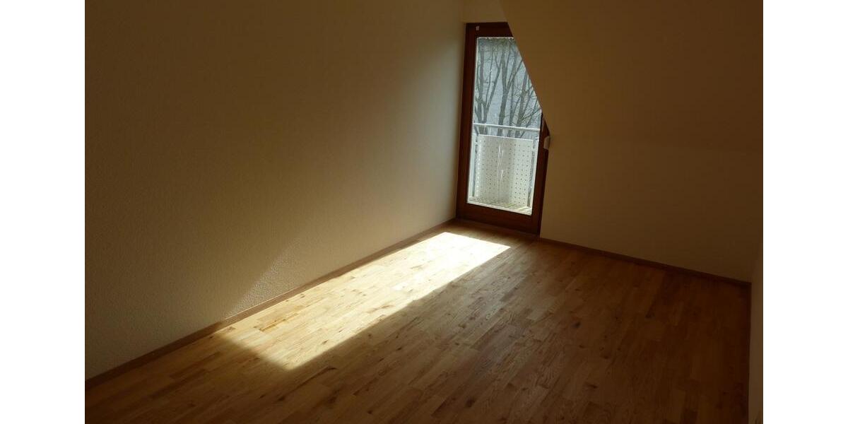 Doppelhaushälfte Bietigheim-Bissingen Bissingen - 5.5 Zimmer, 130 m&sup2;, 1.850&euro; | Angebot:25477617