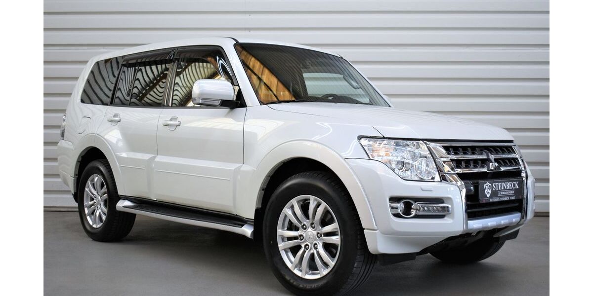 Mitsubishi Pajero 82.000 km 34.890 &euro; Forst 76694