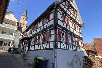 Haus Mühlacker - 7 Zimmer, 142 m&sup2;, 299.000&euro; | Angebot:26710543